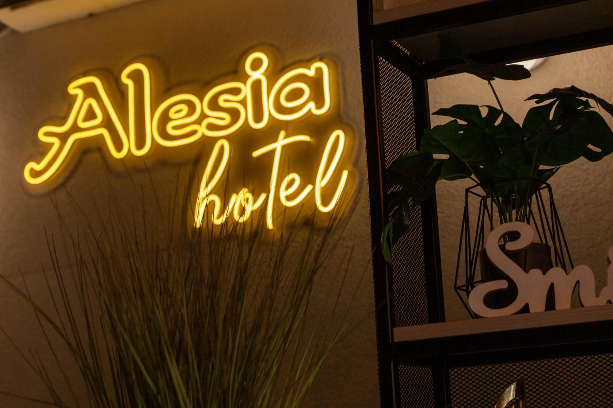 Hotel Restaurant Alesia Corunca Exterior photo